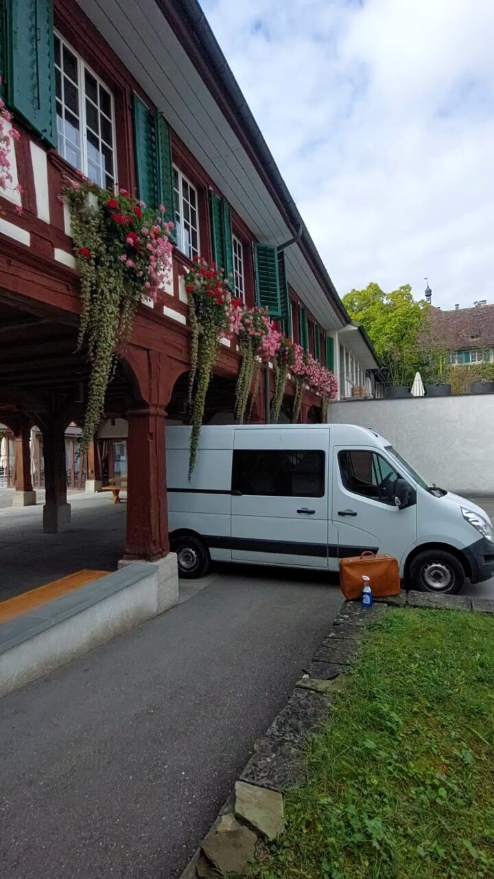 Lieferung und Abholung